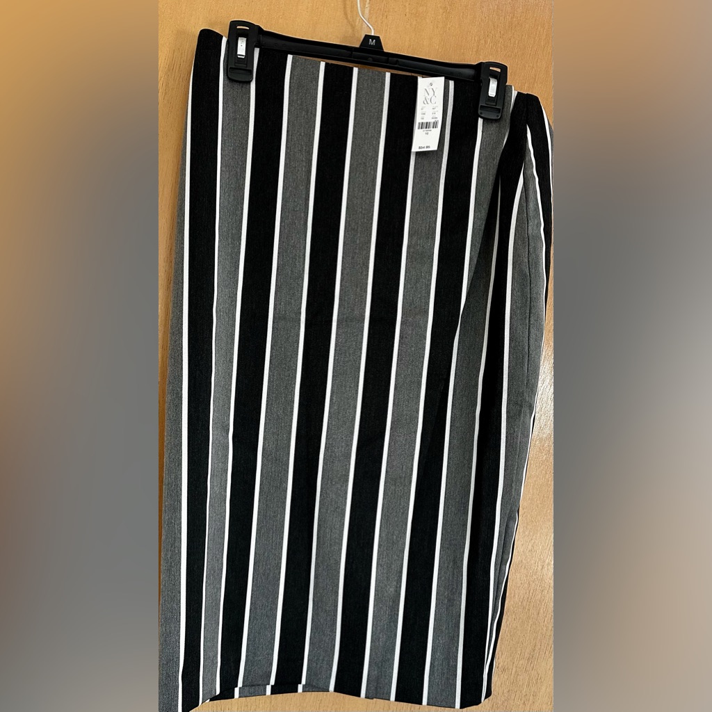 Black & Gray Striped Wrap Around Skirt Size 10
